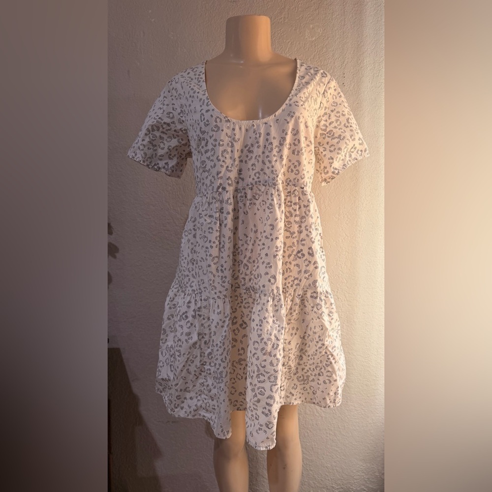 A New Day Women’s White Animal Print Scoop Neck Pockets Light bohemian Dress Med - Picture 3 of 11